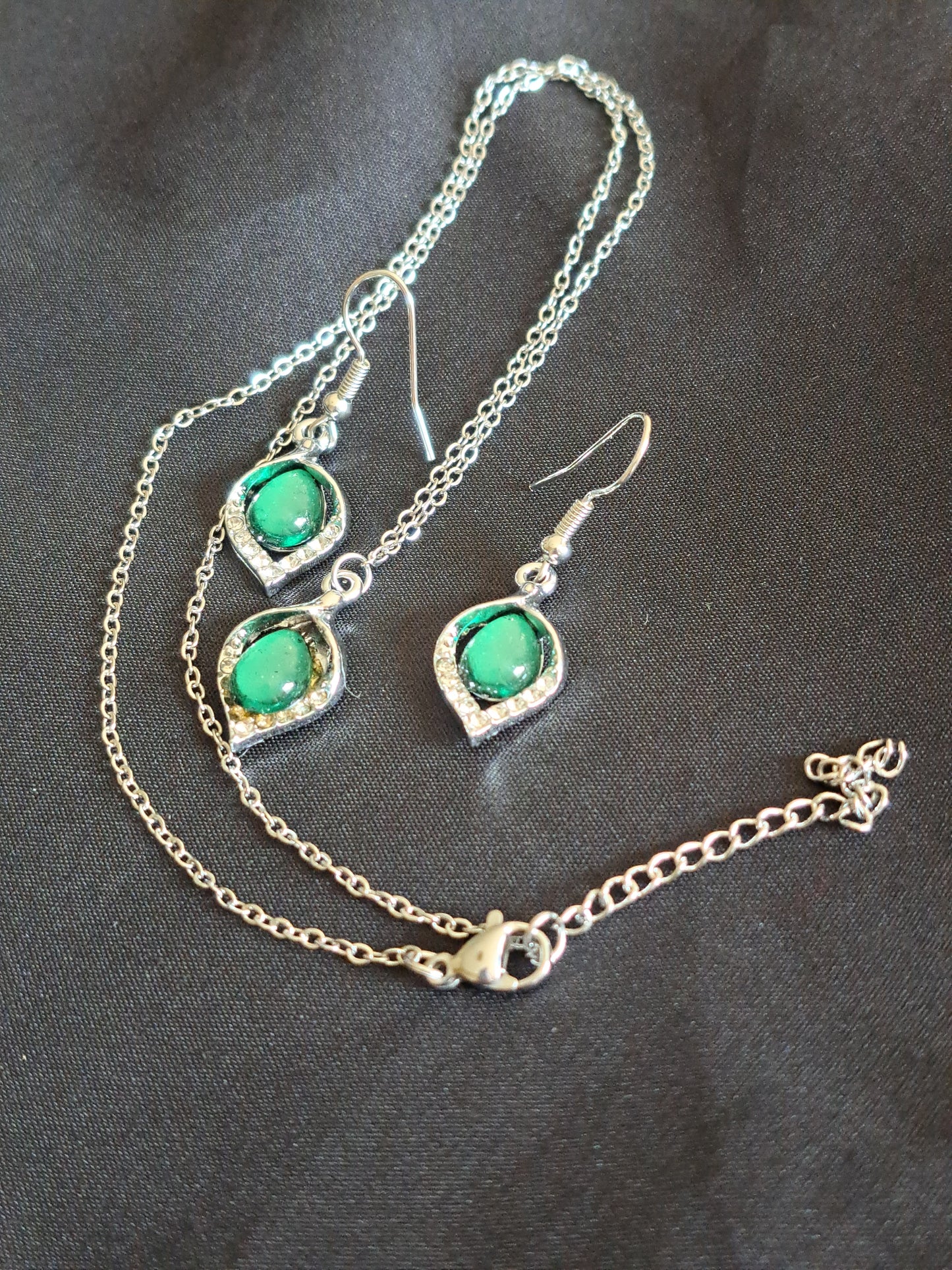 Dainty Emerald Green and Silver Earring and Necklace Set