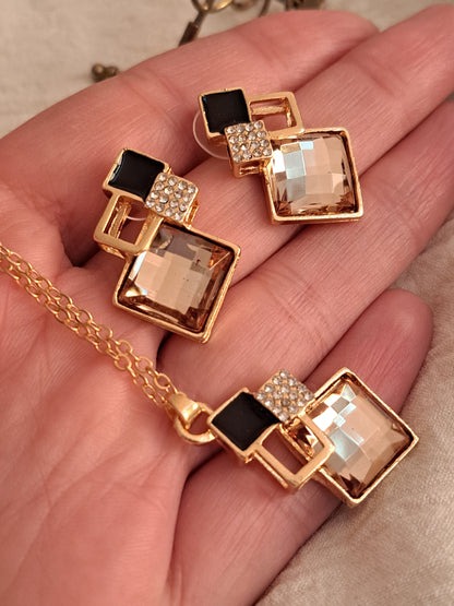 Geometric stacked squares necklace and earring set