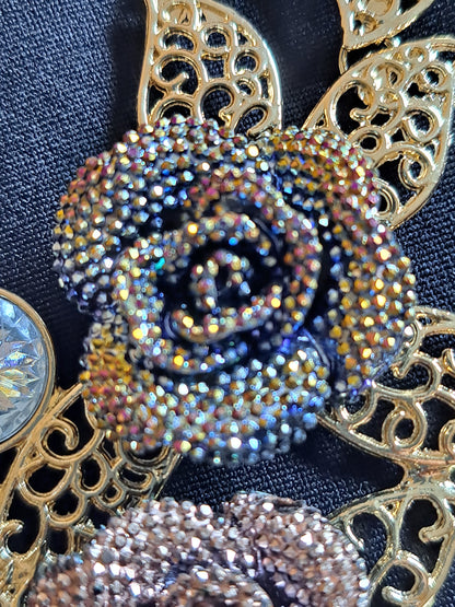 Beaded Flowers and Filigree Leaves Necklace and Earrings Set