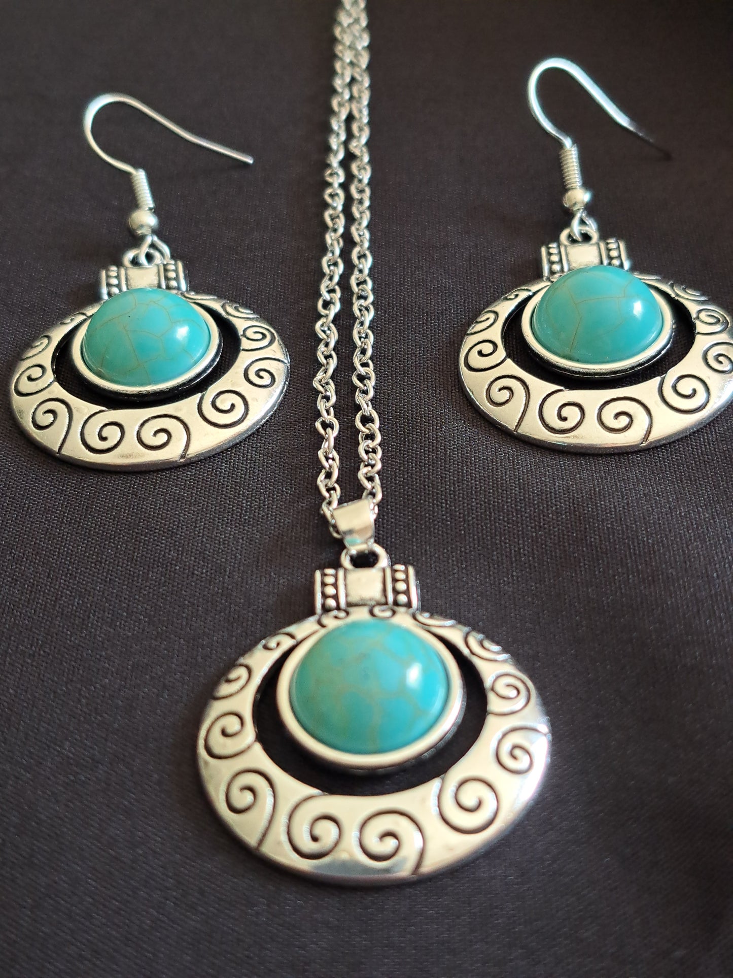Turquoise and silver earring and necklace set